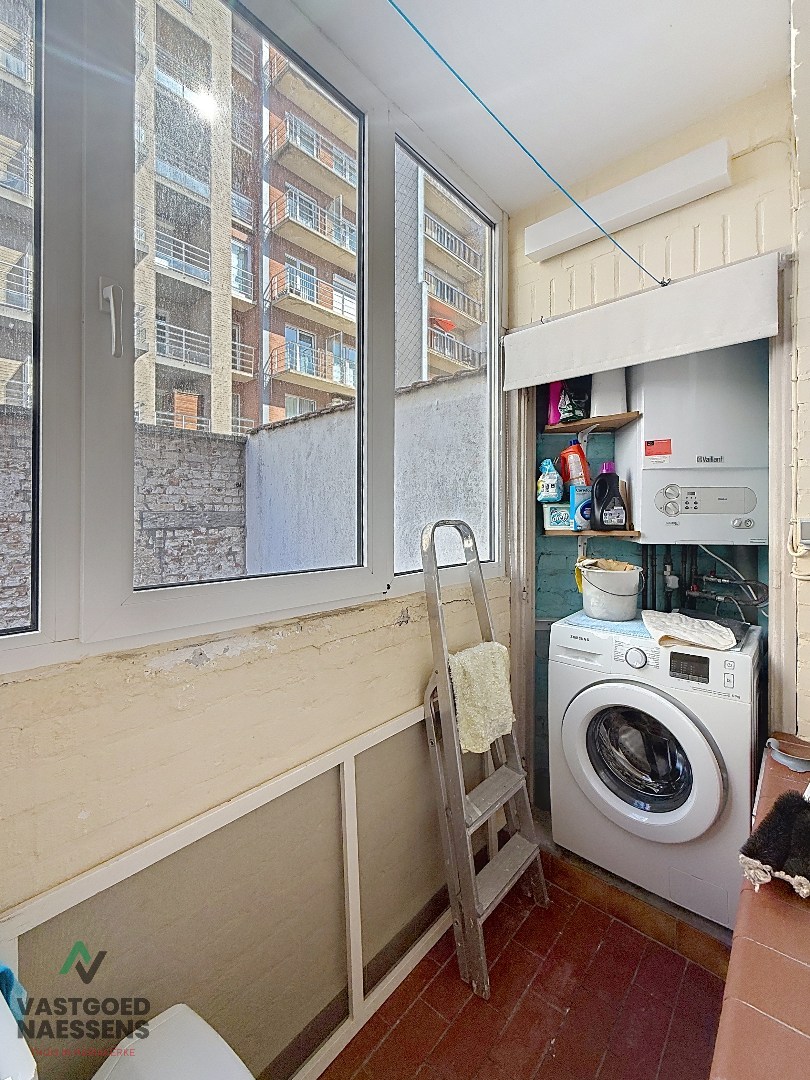 app 1 chambre-vue meublé. 