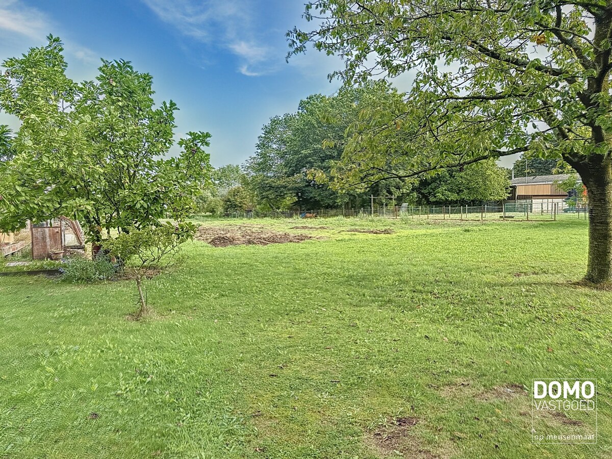 Rustig gelegen woning in het groen te Stevoort met tal van mogelijkheden. 