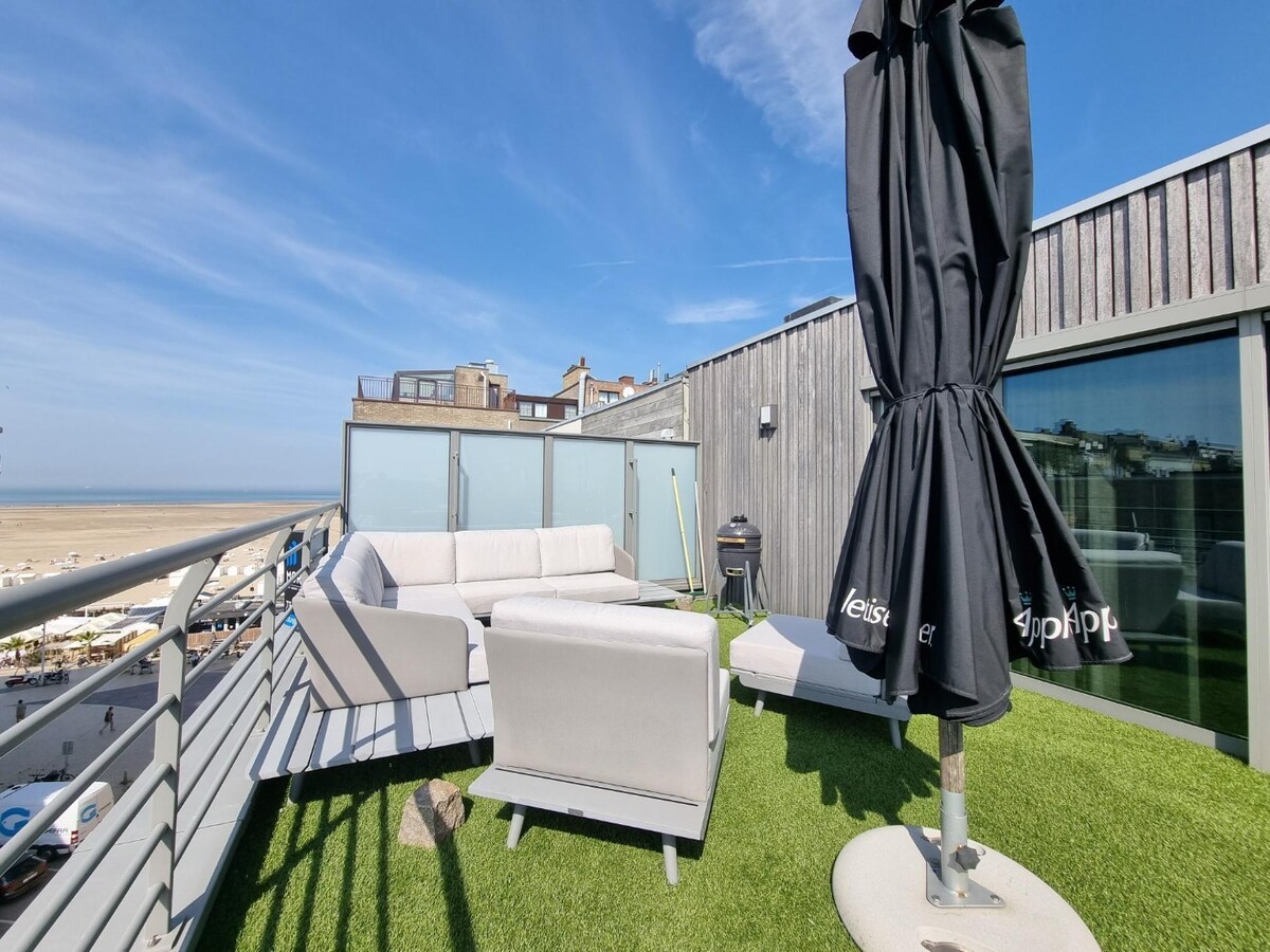 Prachtige penthouse met enorm terras (110m²!) en zeezicht - Zeebrugge 