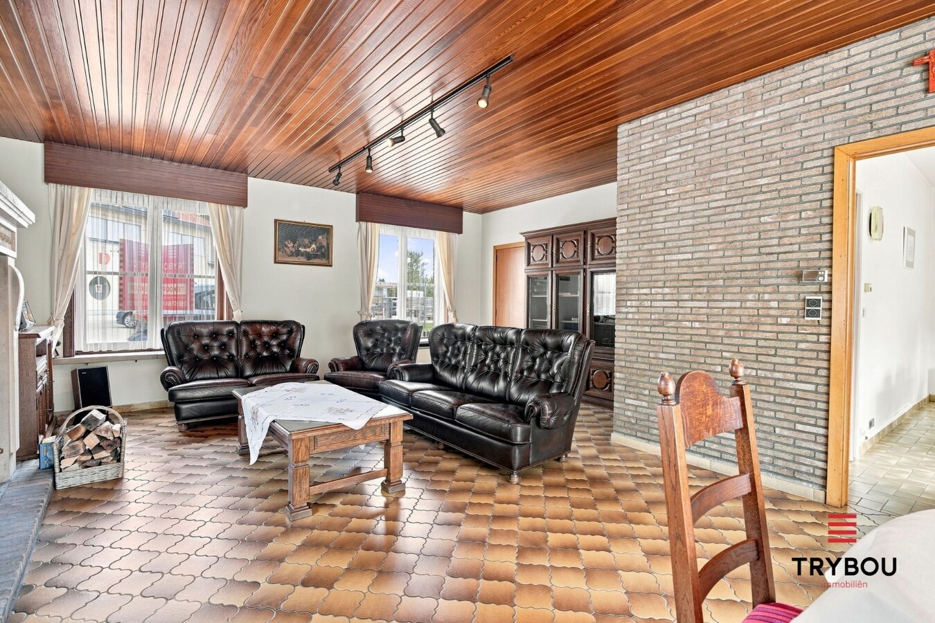 Ruime alleenstaande villa op een royaal perceel van 1265m² 