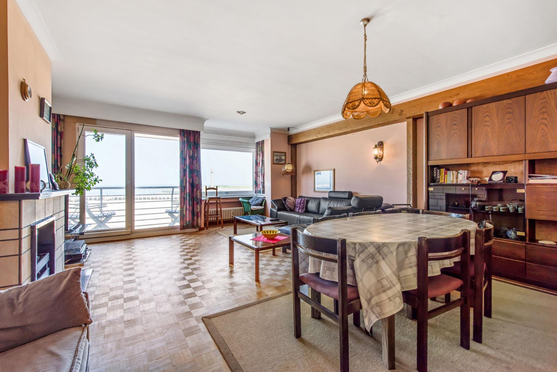 APPARTEMENT DE VACANCES  (LOC. SAISONNIERE) 