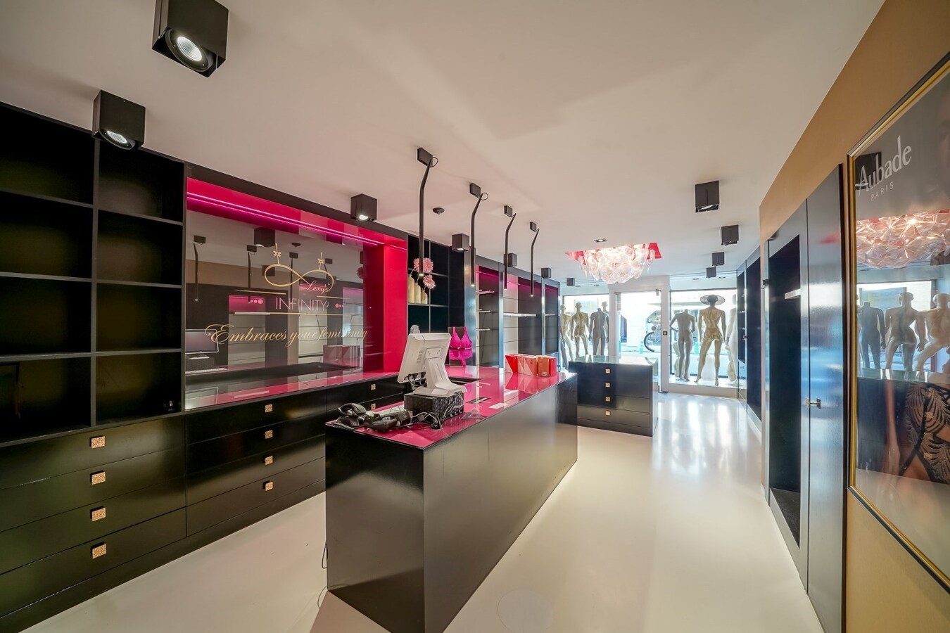 Te koop winkelruimte - Oudenburg