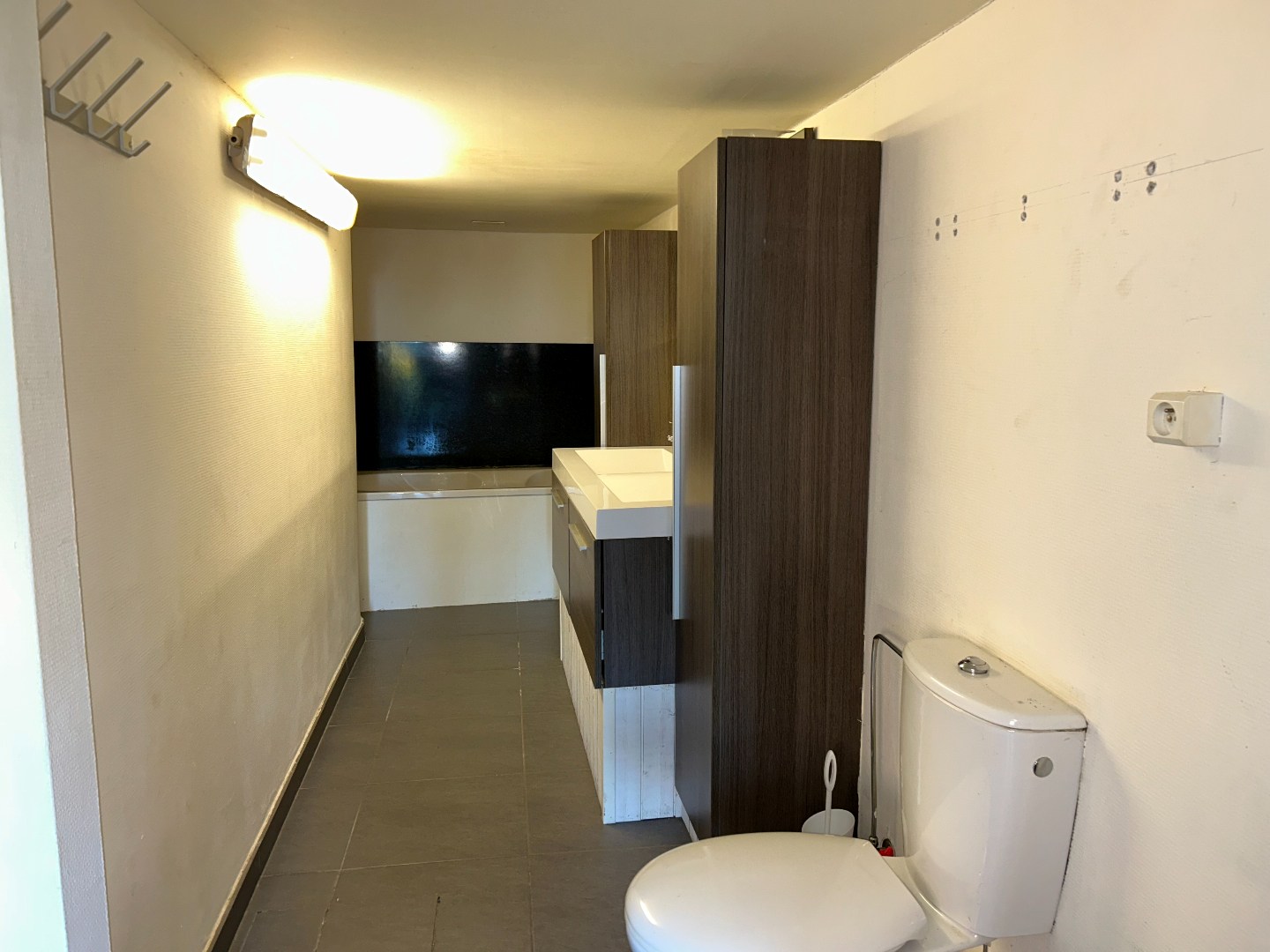 Woning met uitweg en tuin op 332m² 