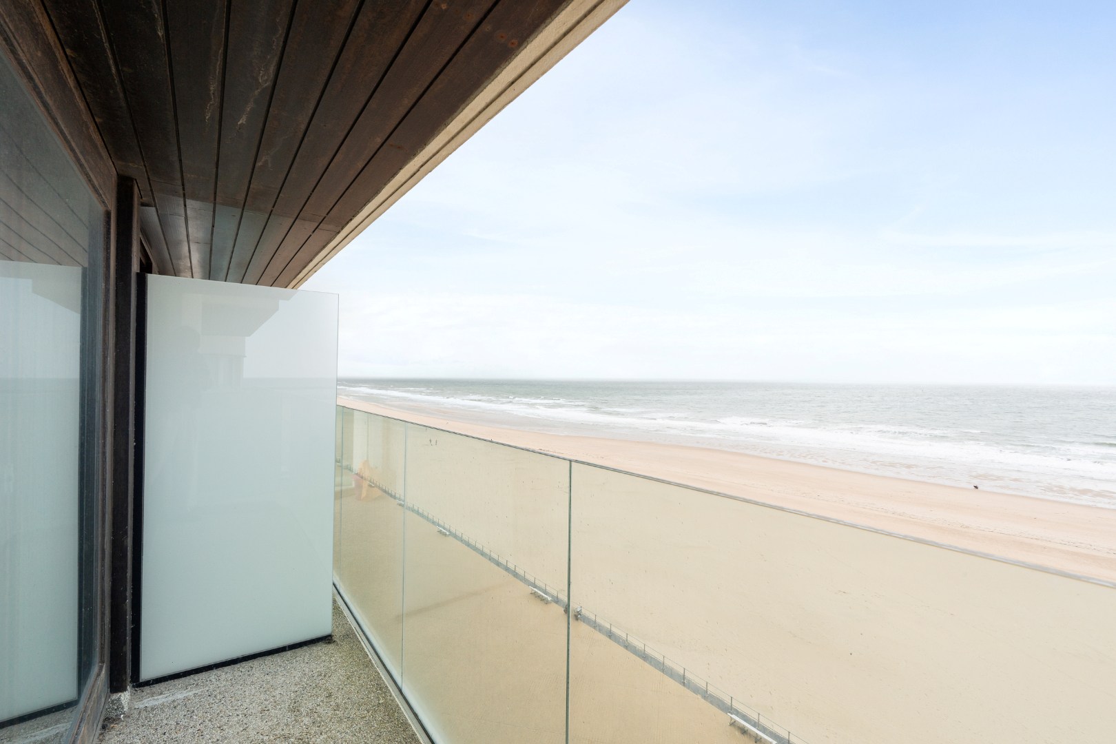 Appartement avec vue frontale sur mer et terrasse - 2 chambres 