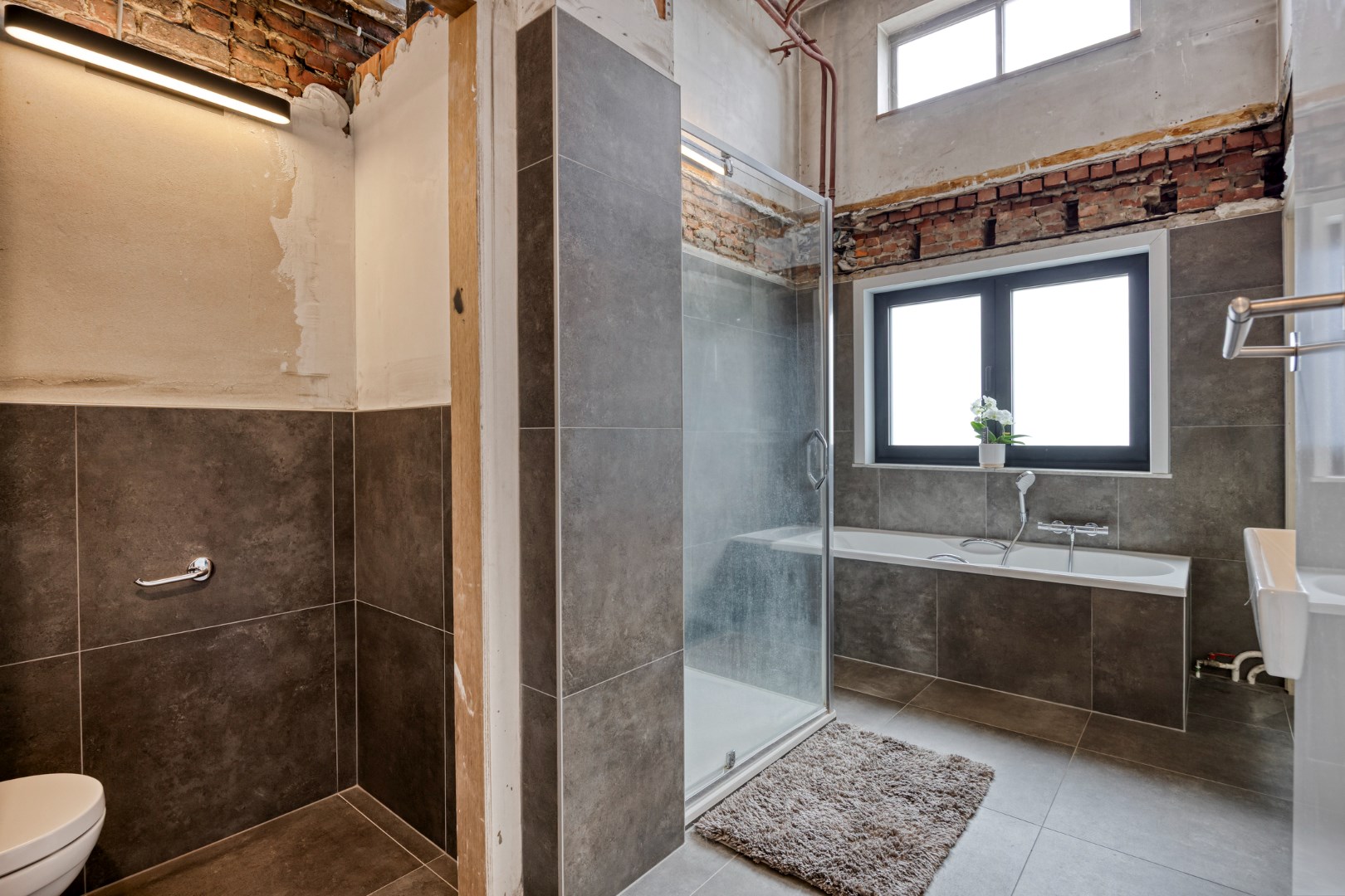 Prachtig herenhuis op de Tiensevest met mogelijkheid tot praktijkruimte - bewoonbare opp. 555 m² 