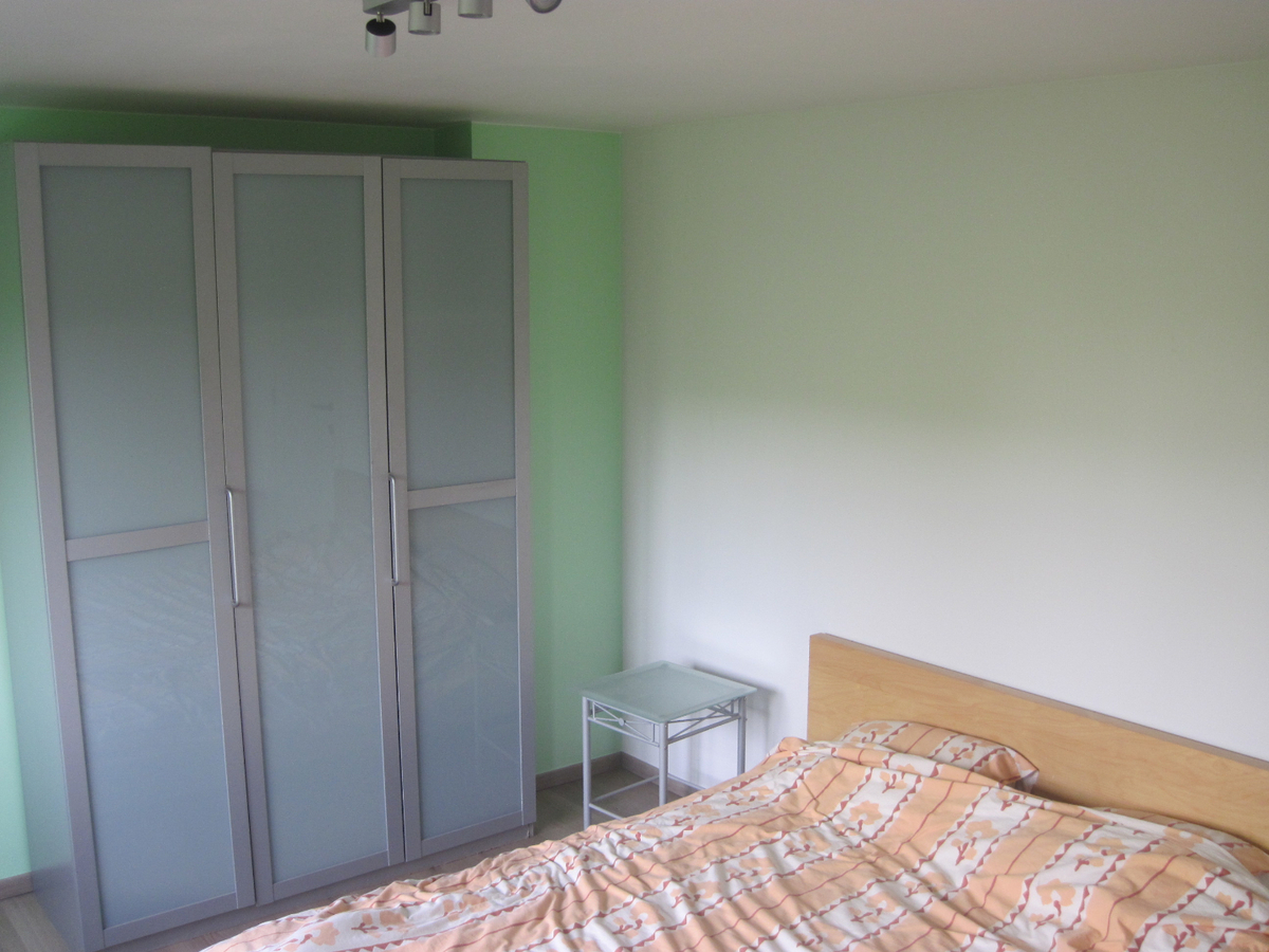 Recent vernieuwde rijwoning nabij de Schelde. 