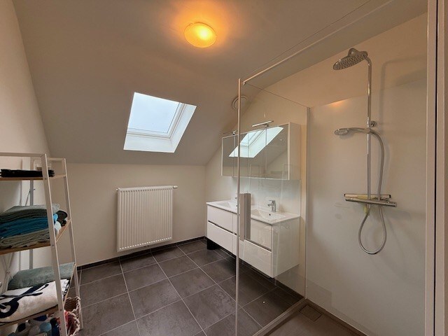 Recent appartement landelijk gelegen op de 1ste en 2de verdieping te Dilsen-Stokkem! 