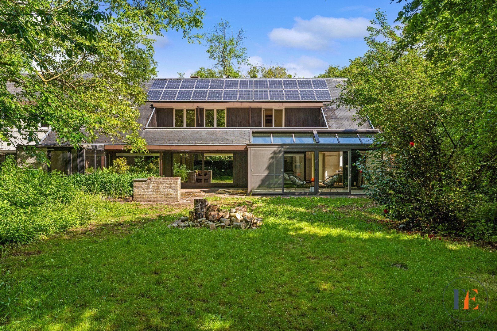 Exclusieve te renoveren HOB te Baarle-Drongen op een perceel van ca.2.000m2 met richtprijs 