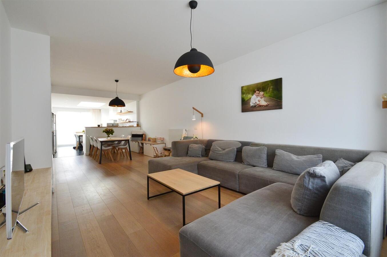 Klassevol gerenoveerde gezinswoning met tuin - Heist 