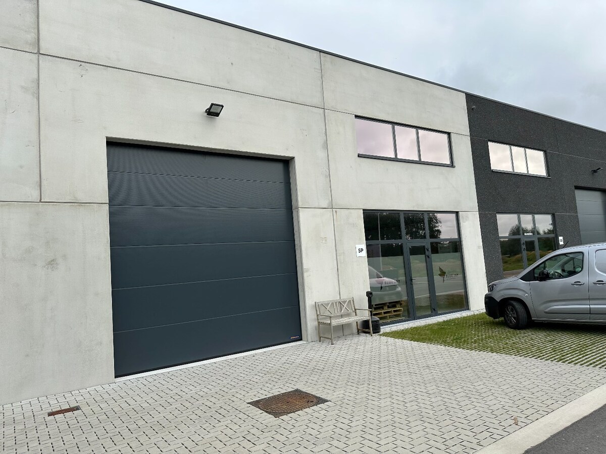 Bedrijfsunit op het industrieterrein van Houthulst 