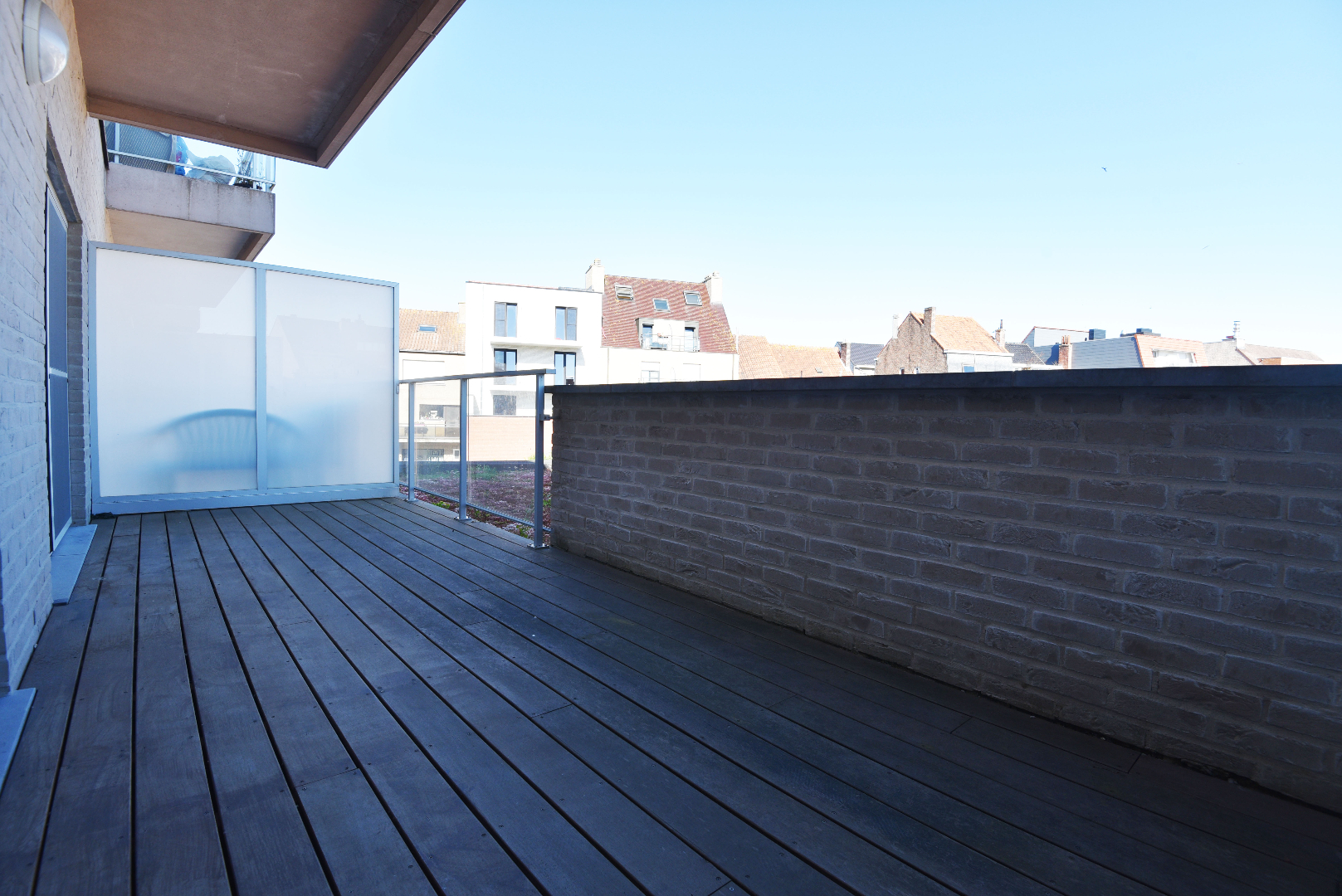 Recent app. 2 slpks, terras, balkon en garage te Maldegem 