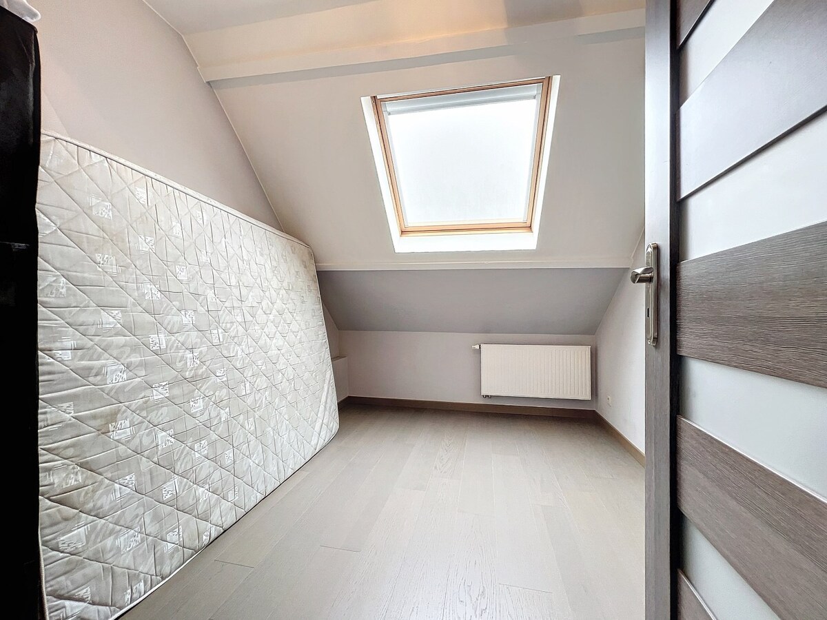 Tof dakappartement met garage te Herzele 