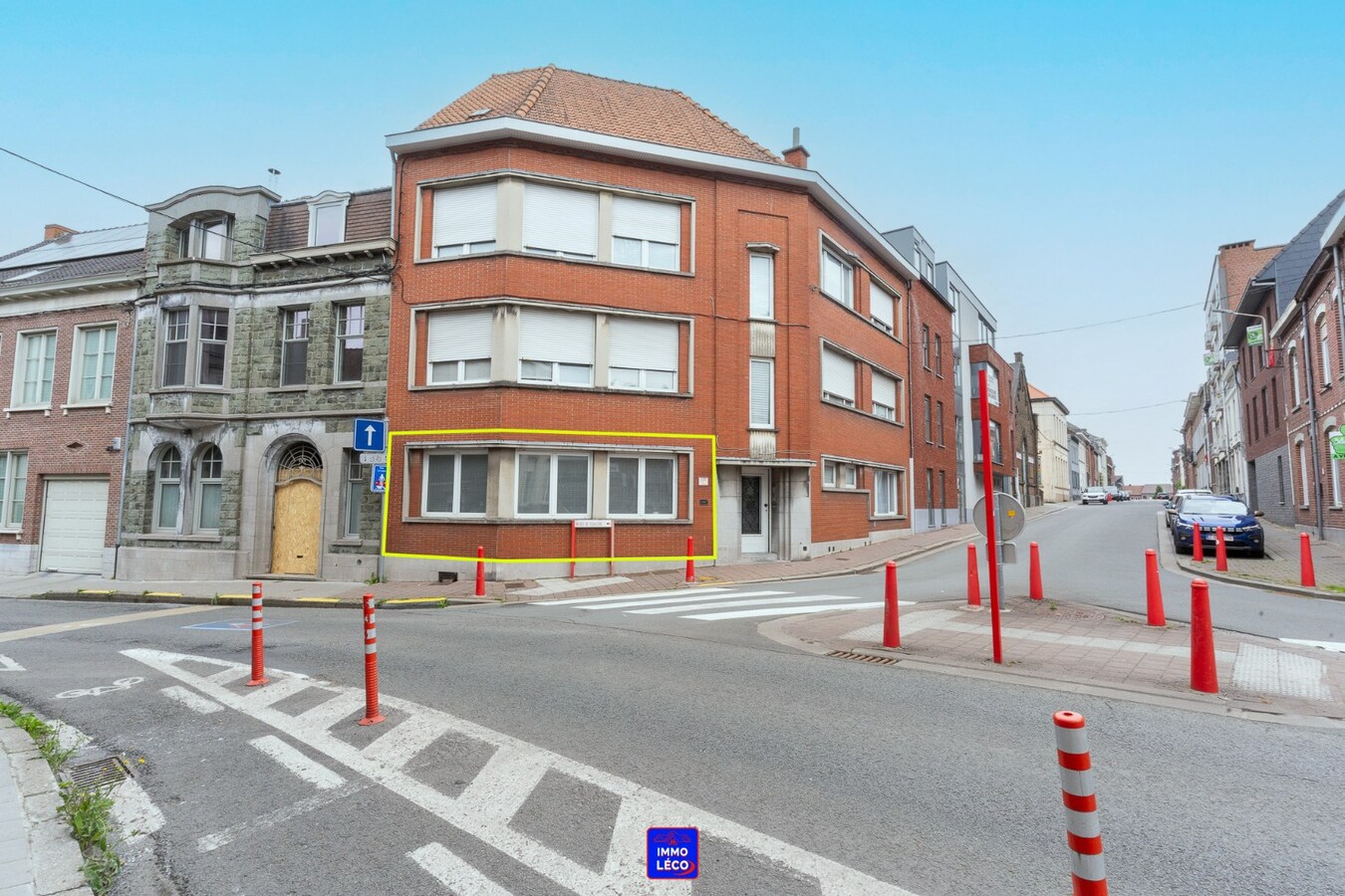 Appartement rez-de-chaussée avec cour, en plein centre-ville ! 