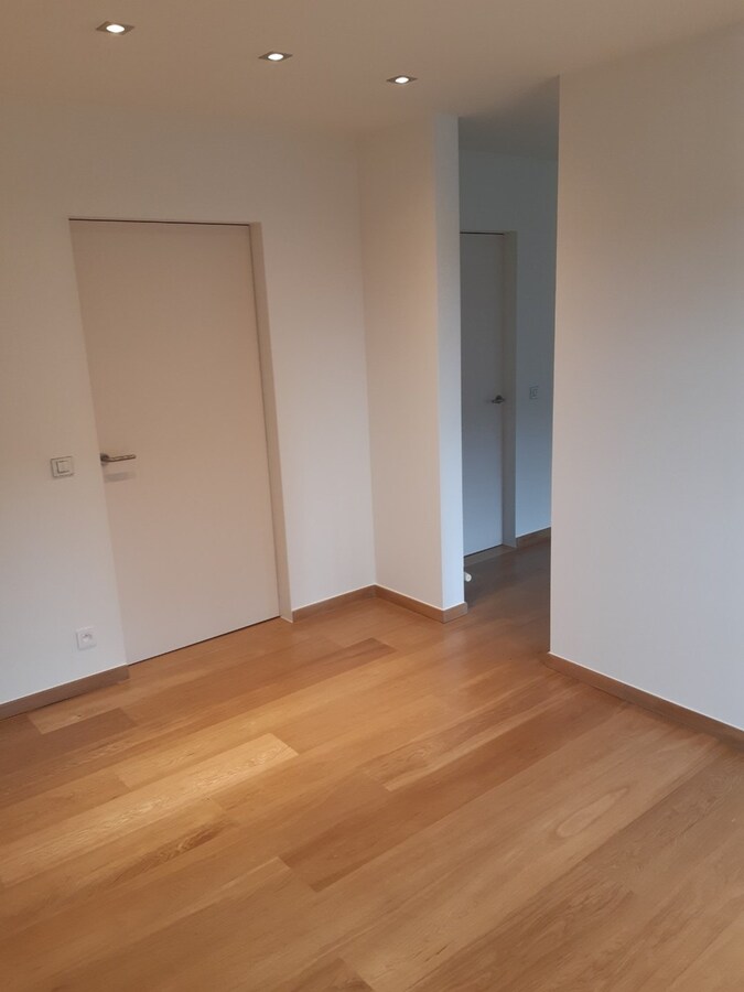 Exceptioneel appartement in hartje Dikkelvenne. 