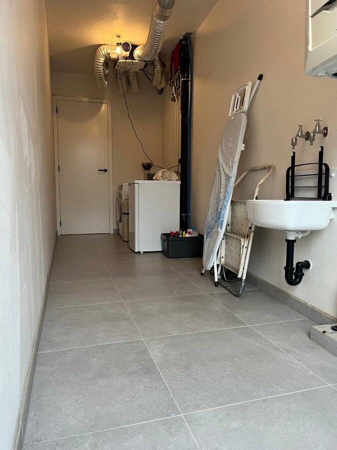 Energiezuinige Half Open  met garage 