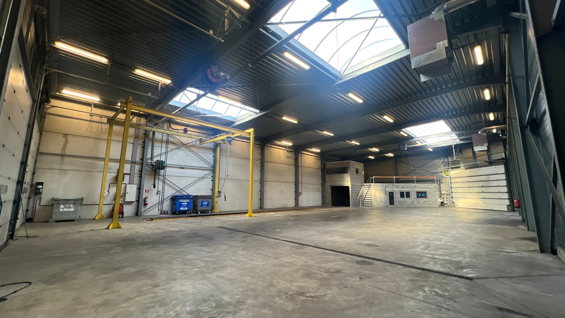 Opslagruimte te huur vlakbij R4 te Evergem