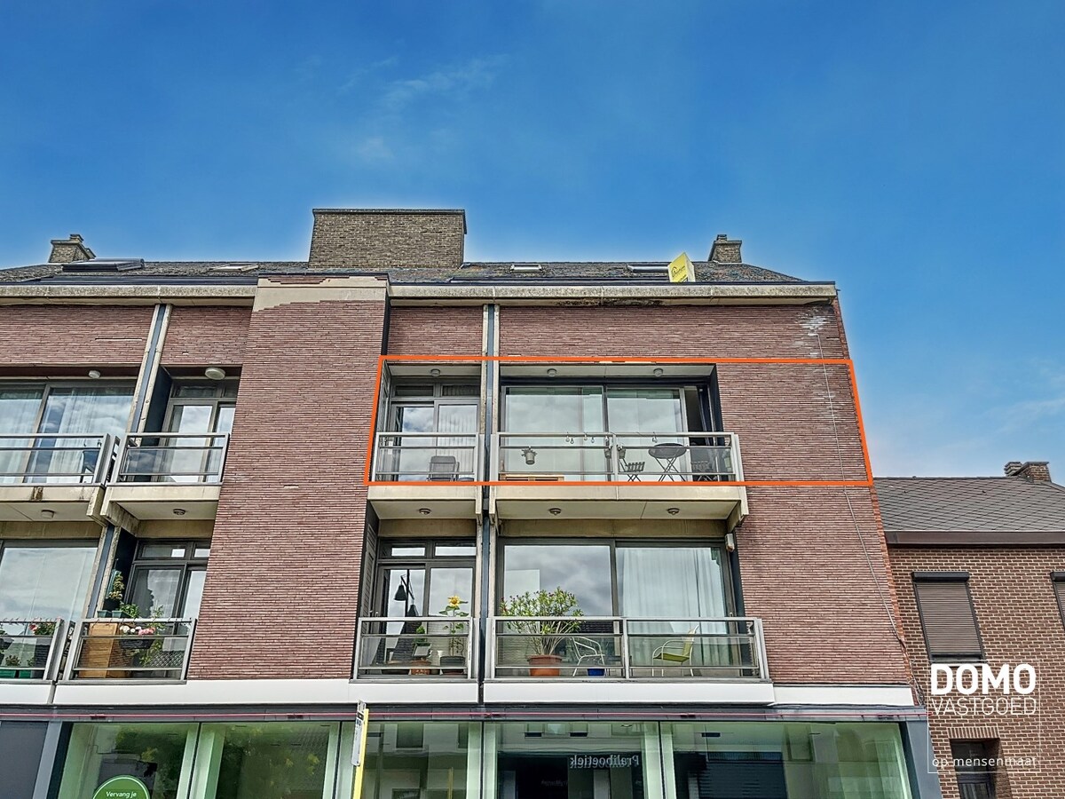 RUIM APPARTEMENT MET 2 SLAAPKAMERS, ZUIDGERICHT TERRAS EN AIRCO 