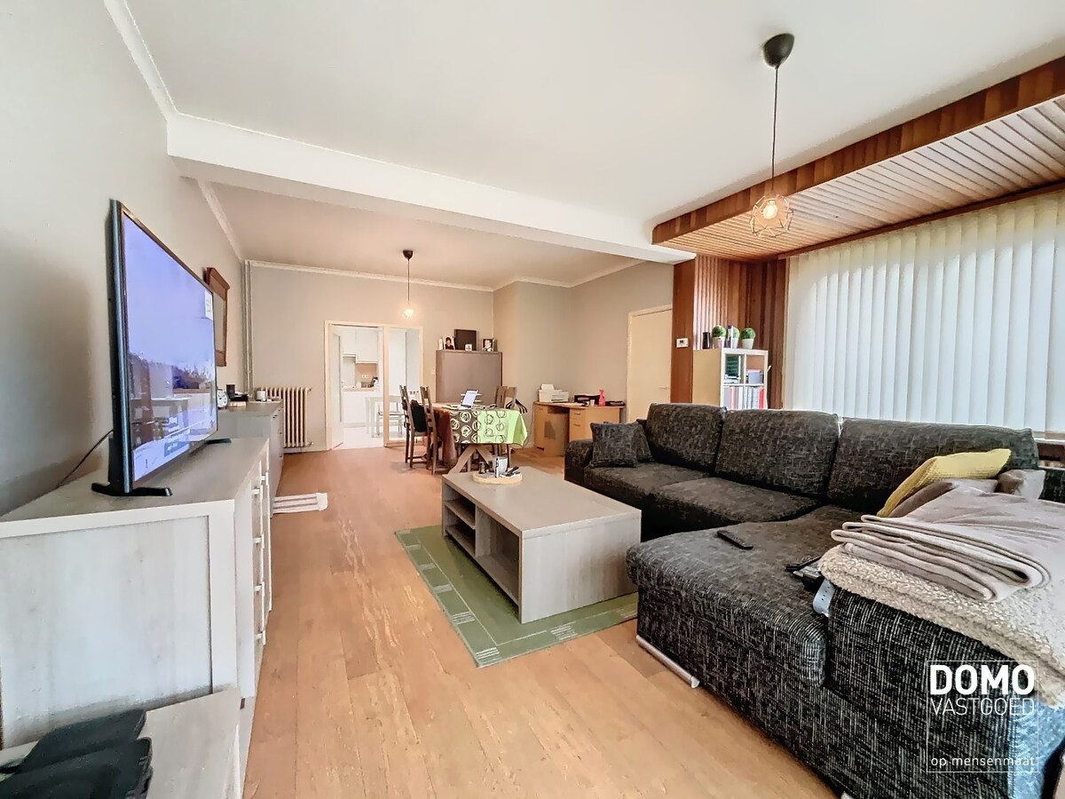 Half open bebouwing met 3 slaapkamers te Herk-de-Stad - 161m² 