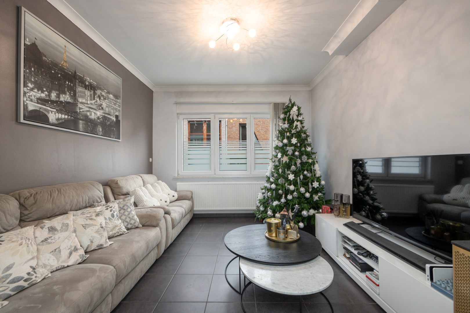 Ruime woning met praktijkruimte 