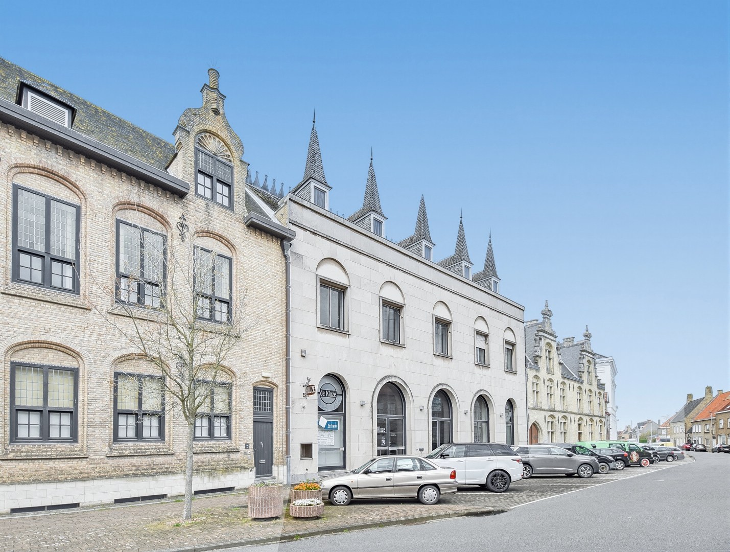 UNIEK ONTWIKKELINGSPROJECT CENTRUM VEURNE. 