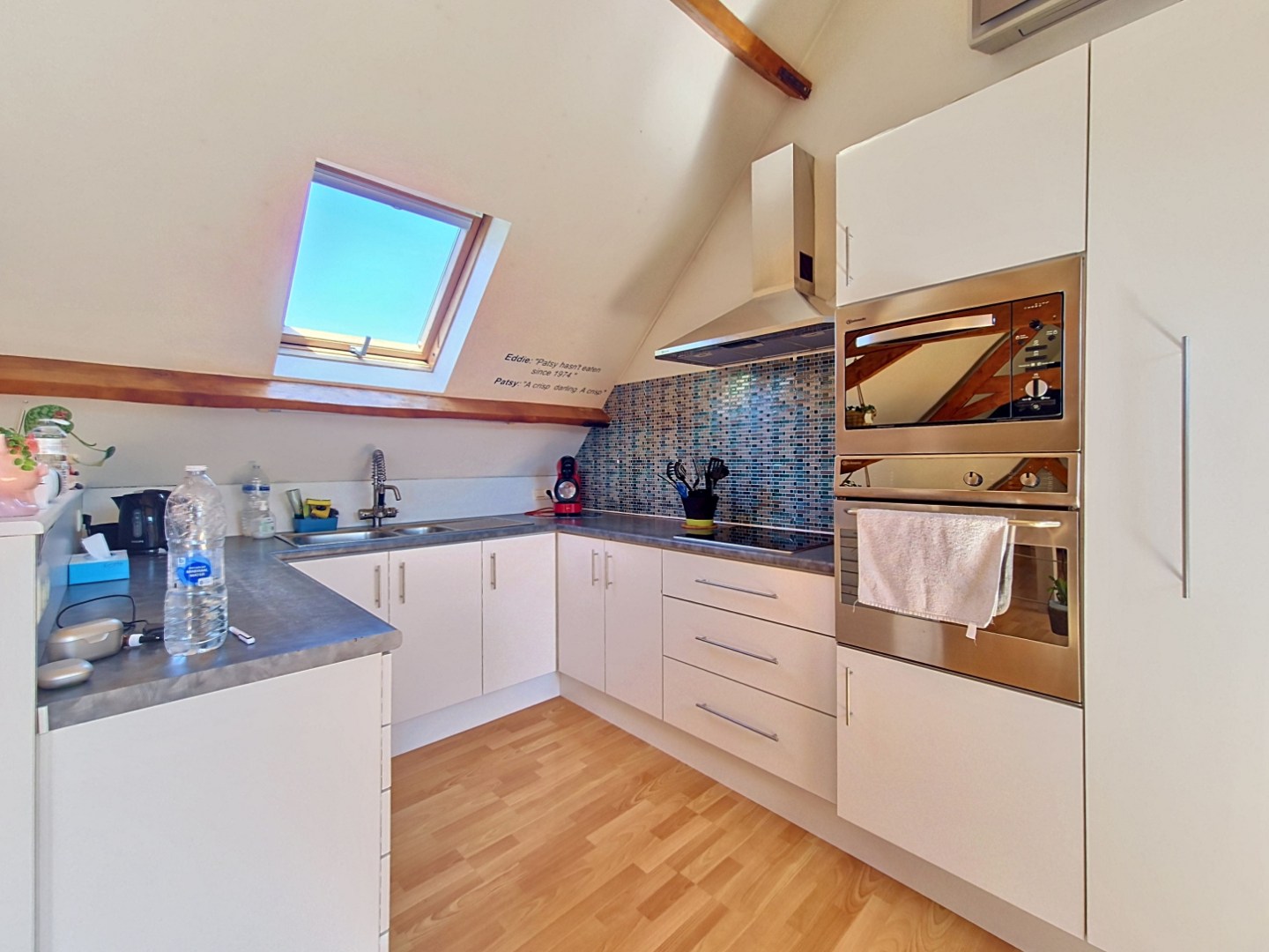 Duplex met 2 slaapkamers &amp; bureau 