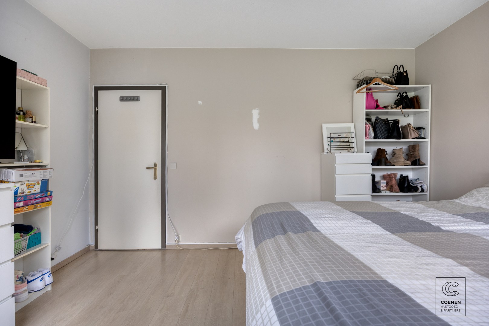 Ruim appartement met 3 slpk en schitterende tuin te Merksem! 