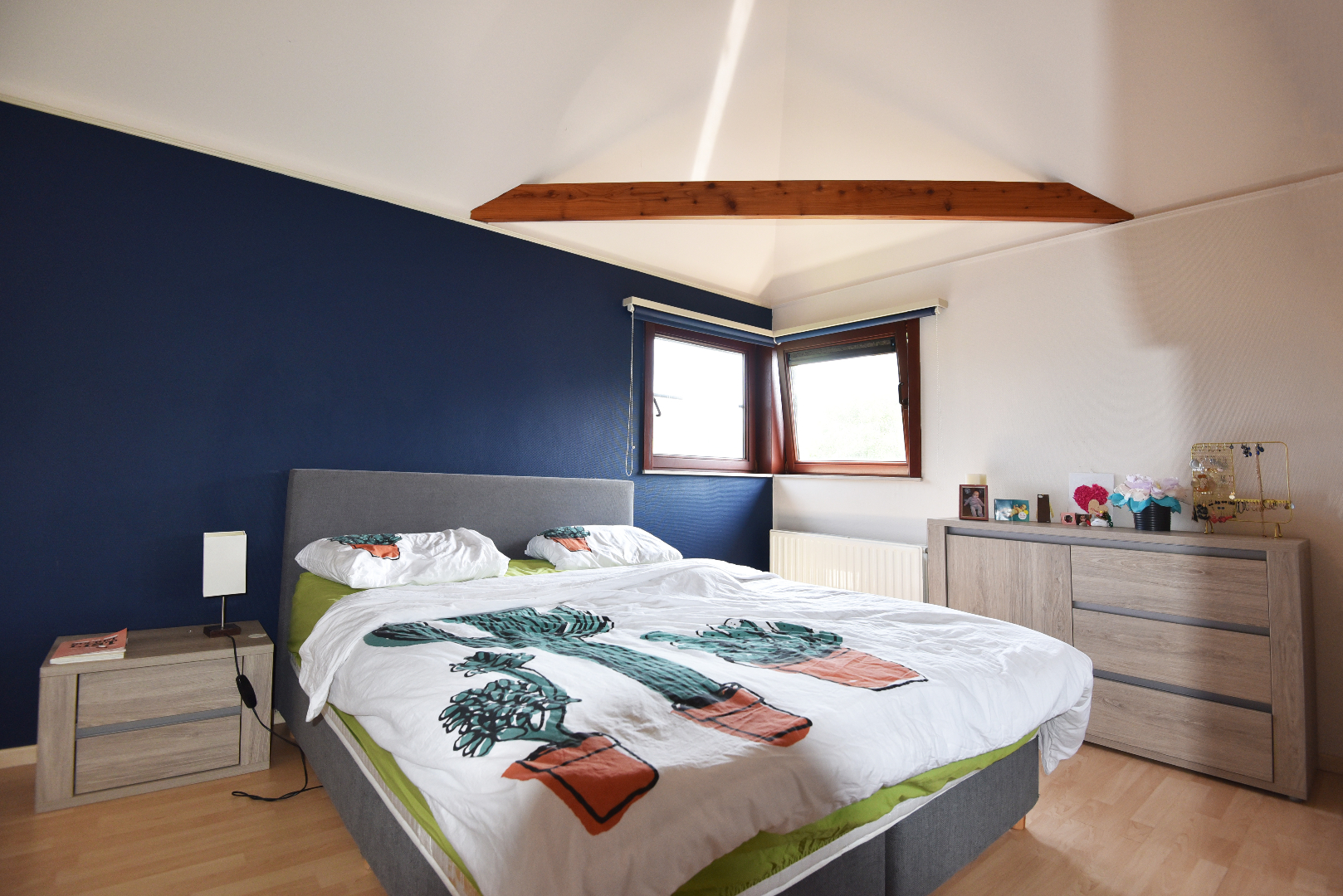 Gezinswoning 3 slpks, garage en tuin, rustig gelegen te Maldegem (Kleit) 