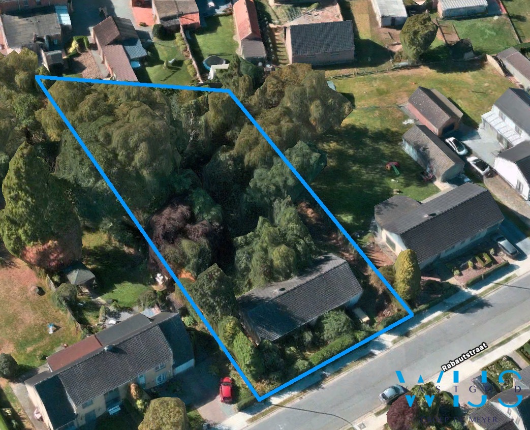 Woning op een grond van 1458 vierkante meter ! Buitenkans ! 