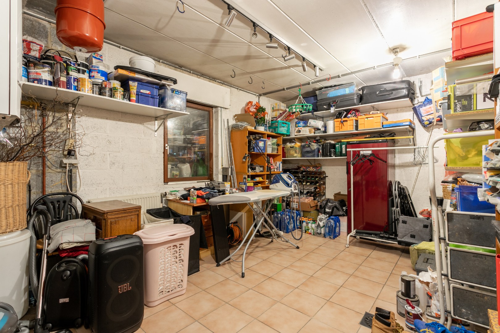 Instapklare gezinswoning met 5 slaapkamers, 2 badkamers en EPC B op topligging in Wezembeek-Oppem 