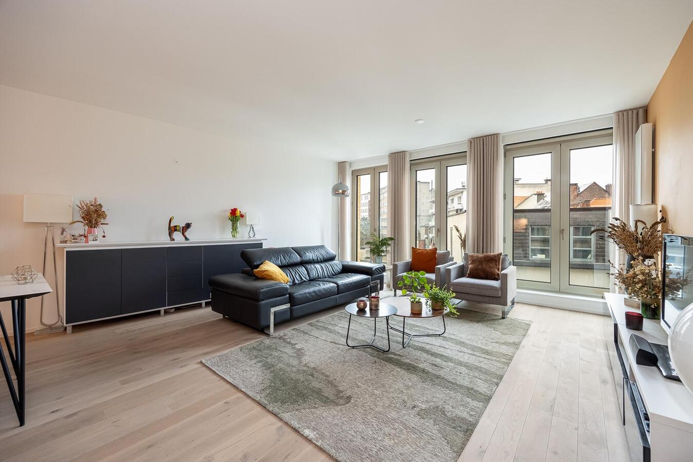 Recent energiezuinig appt. met 2 slpk nabij 't Eilandje! 