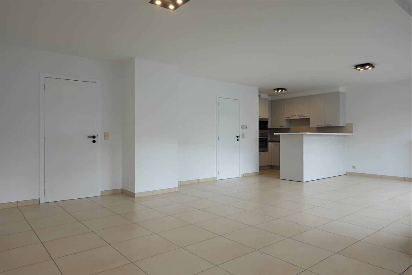 Gezellig en instapklaar appartement in het centrum van Jabbeke 