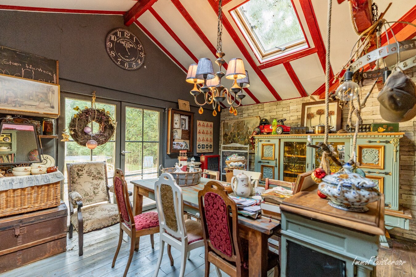 Rustig gelegen woning met renovatiepotentieel op ca. 40 are in Beverlo 