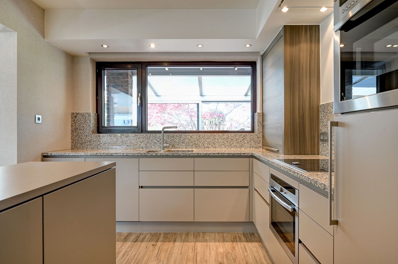 Goed onderhouden gelijkvloerse woning 
