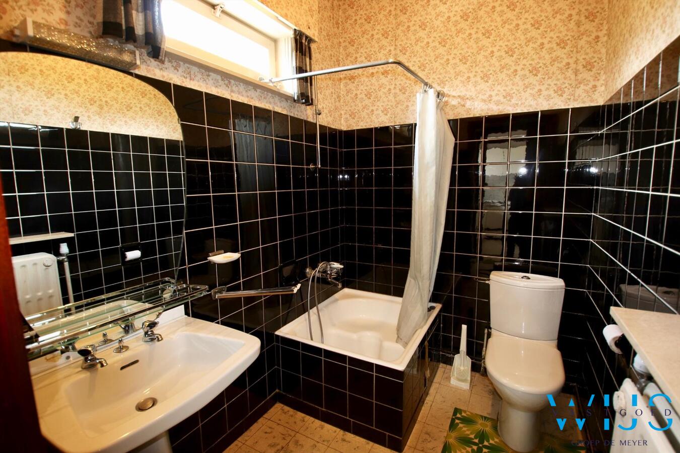 Schitterend gelegen woonhuis met 4 slaapkamers, CENTRUM ERTVELDE ! 