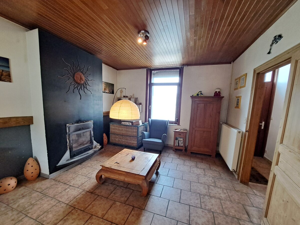 Maison style fermette alliant charme et confort bénéficiant d'un jardin exceptionnel 