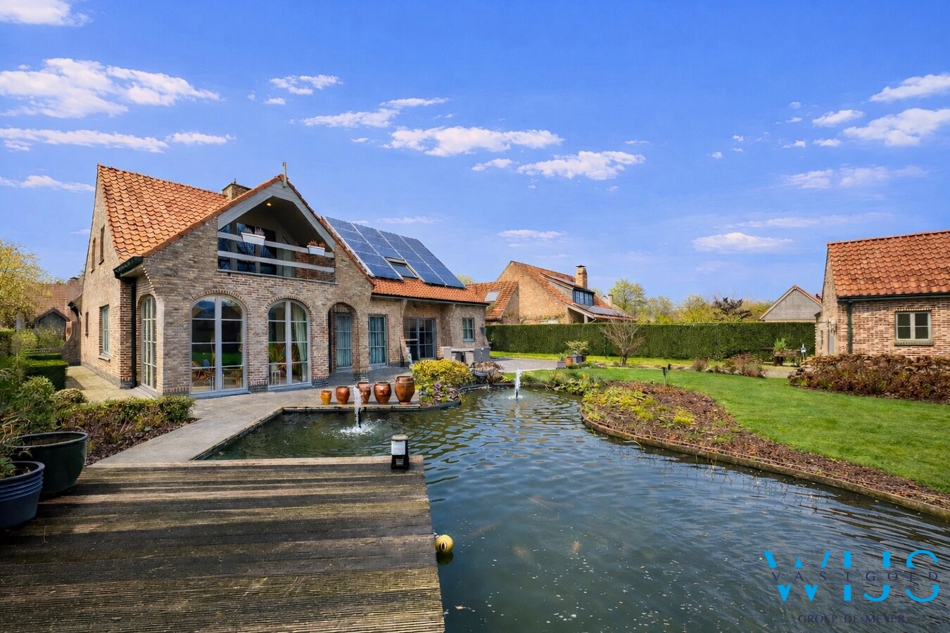 Instapklare open bebouwing met prachtige tuin op 1.220 m² in rustige woonwijk 