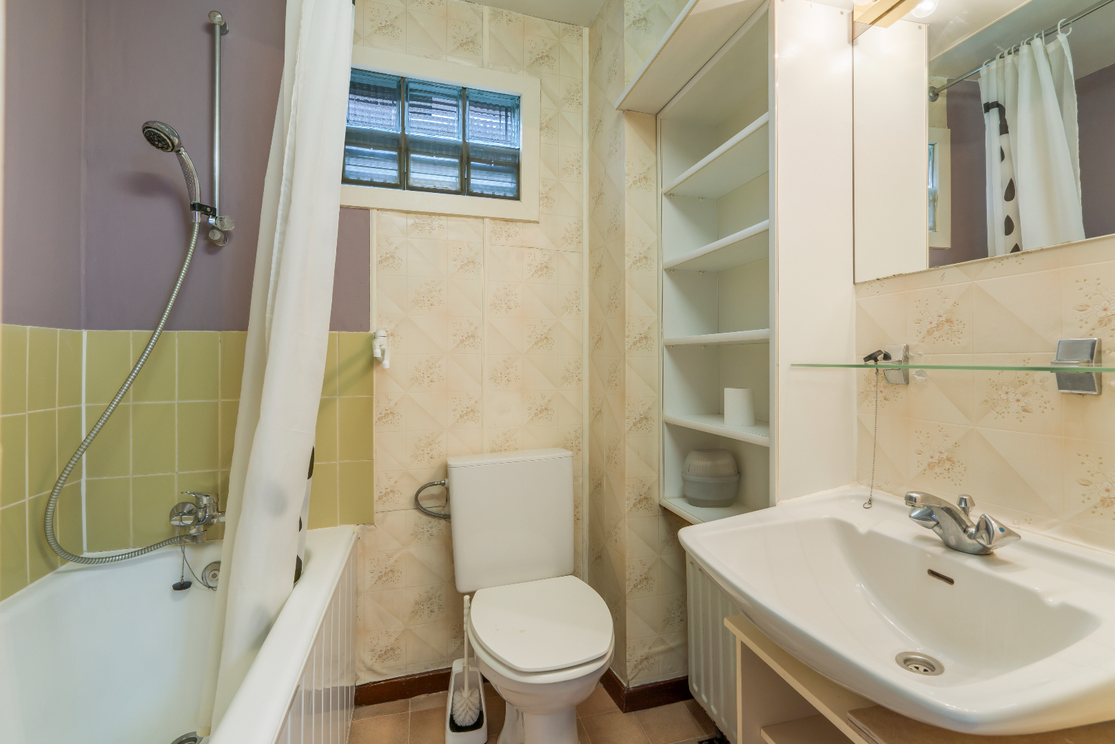 ONDER OPTIE - Knusse woning in Brugge centrum 