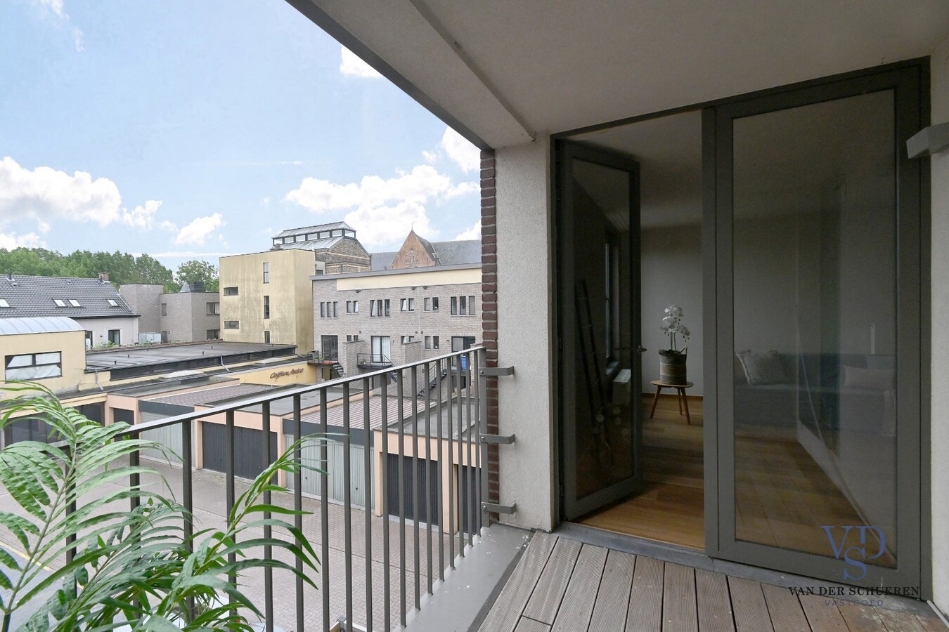 Eigentijds appartement in centrum Eke. 