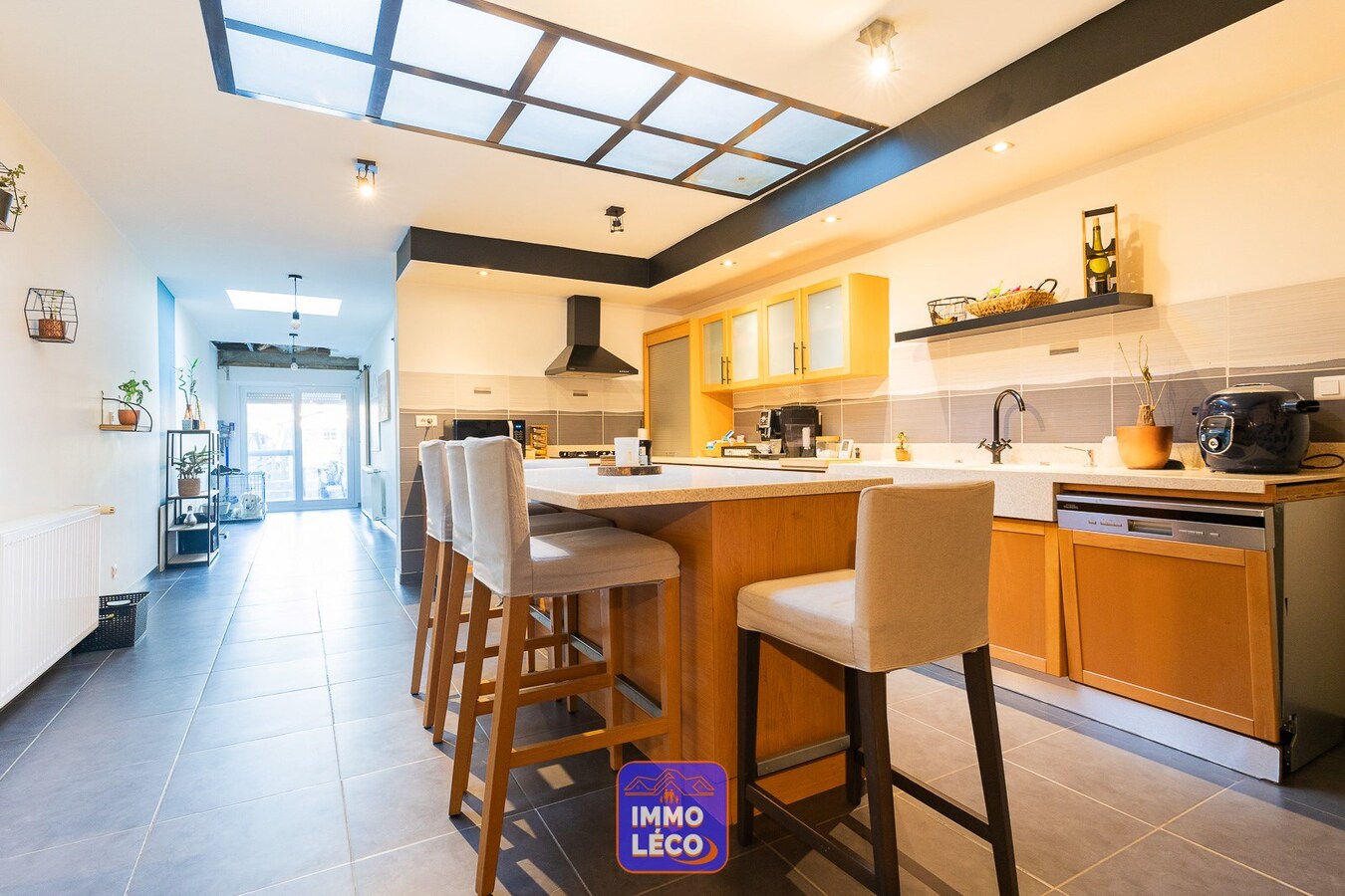 Maison 4 chambres avec jardin, dans une rue calme proche du parc 