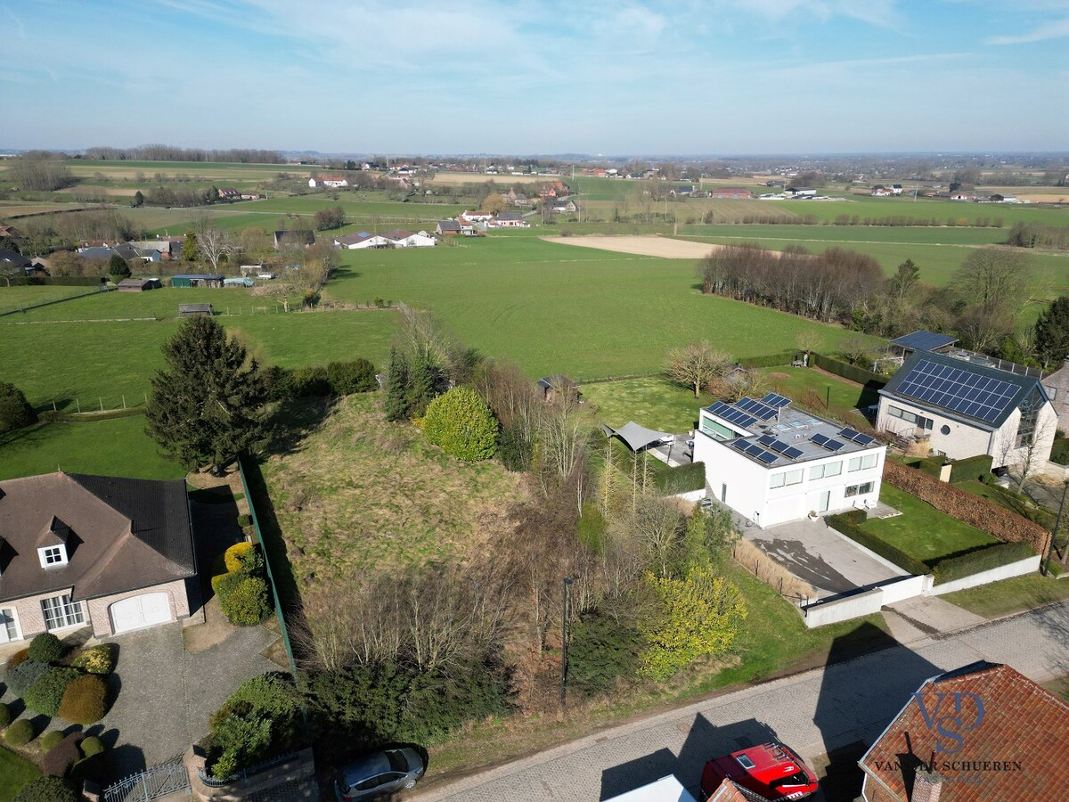 Bouwgrond voor Open Bebouwing (1484 m²!) te Mater 