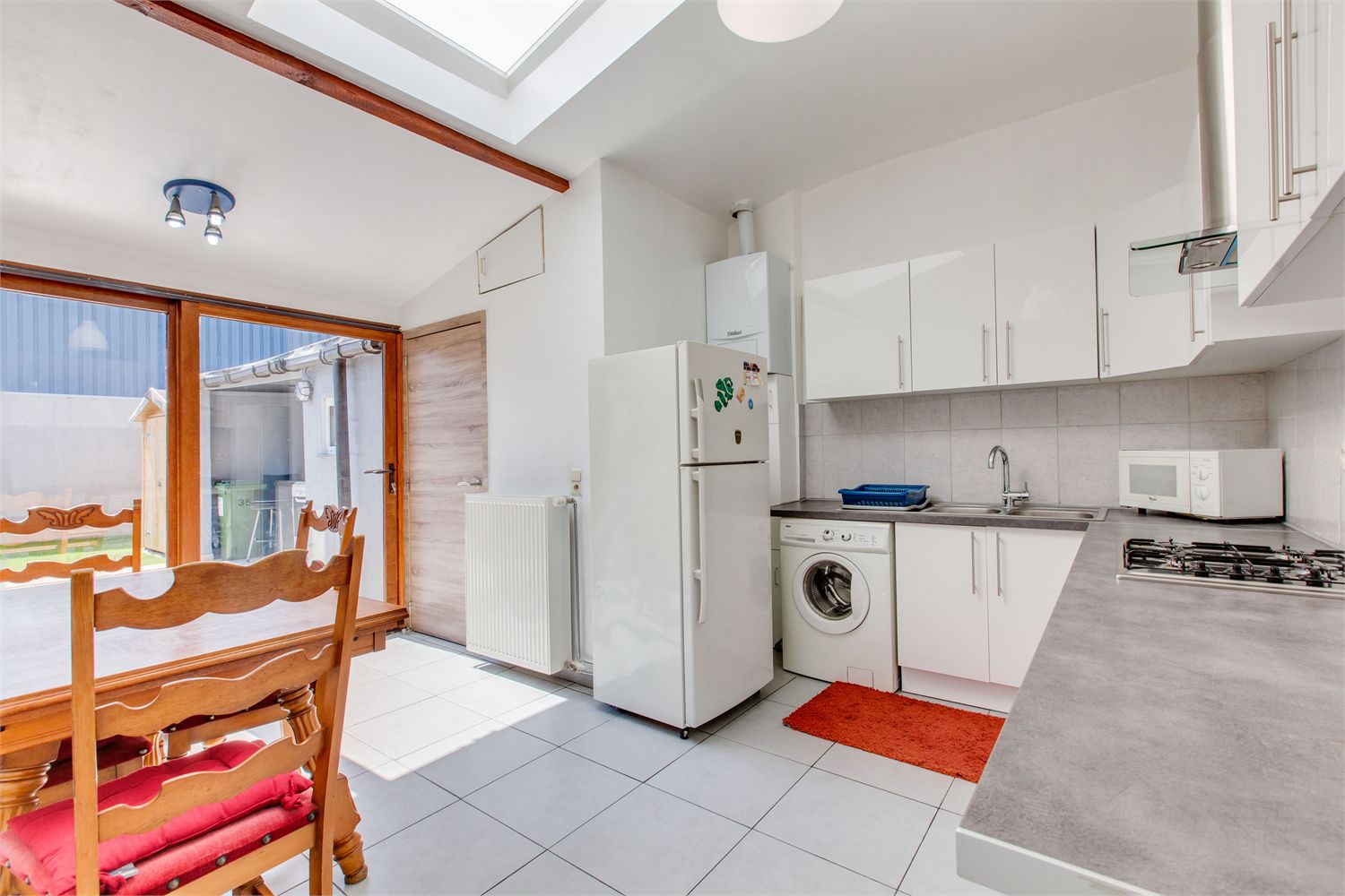 Gerenoveerde, lichtrijke woning in een bruisende buurt 