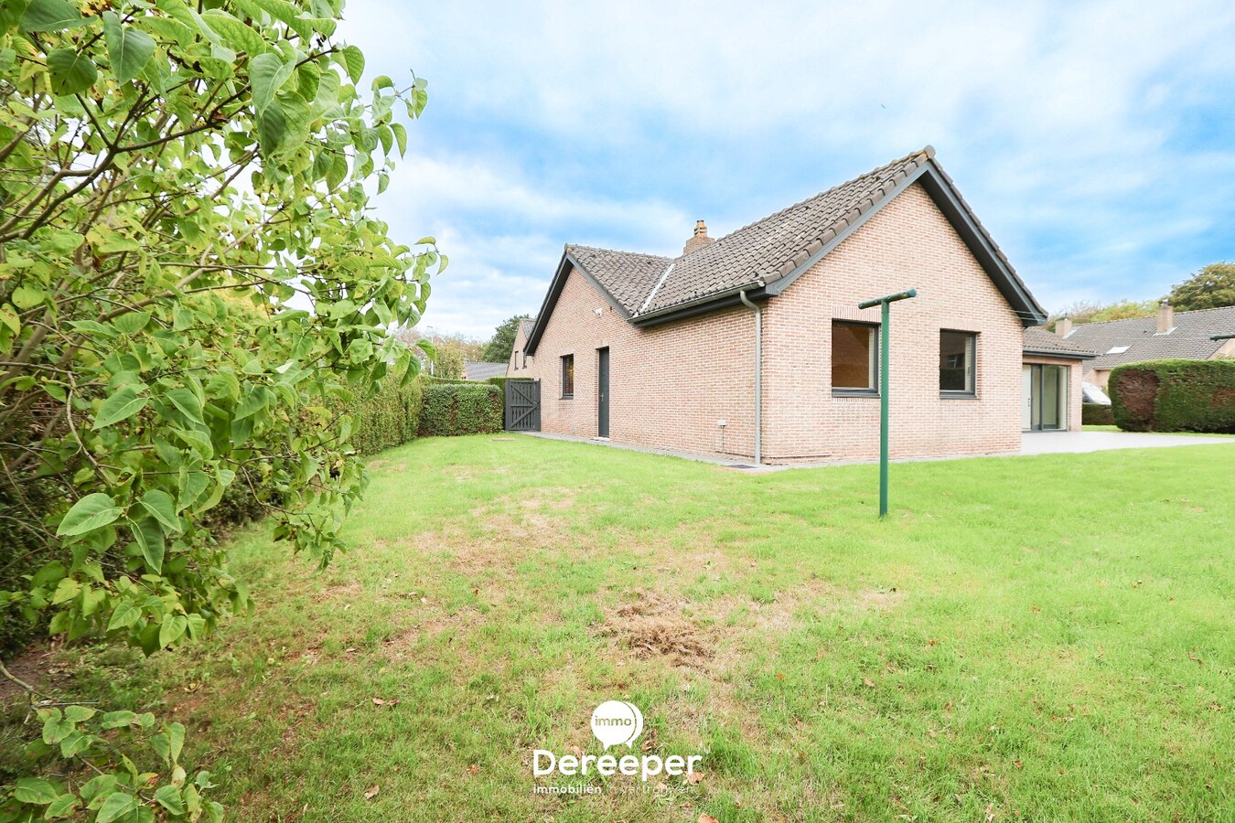 Alleenstaande villa met grote tuin op een top ligging in Sint-Andries 