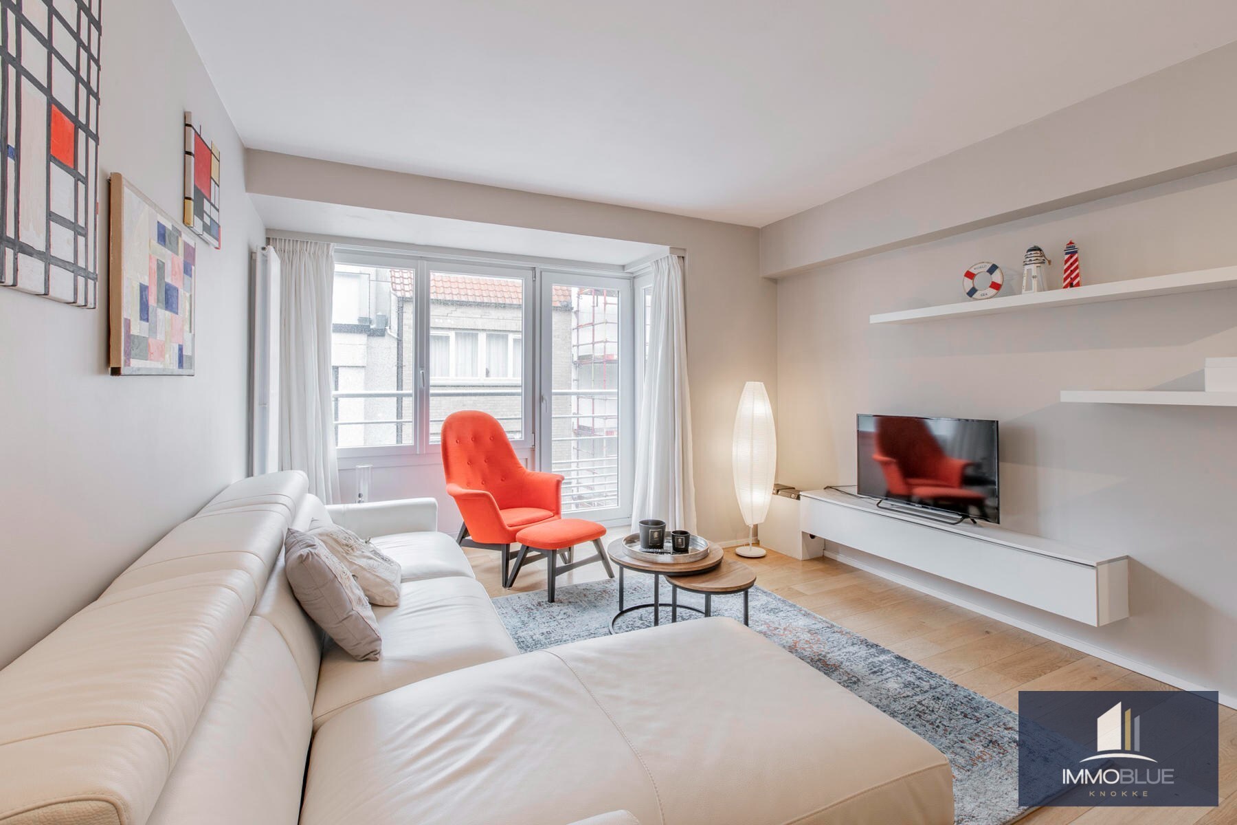 Pied-à-terre prêt à emménager entre la Place du Triangle et la Place Albert. 