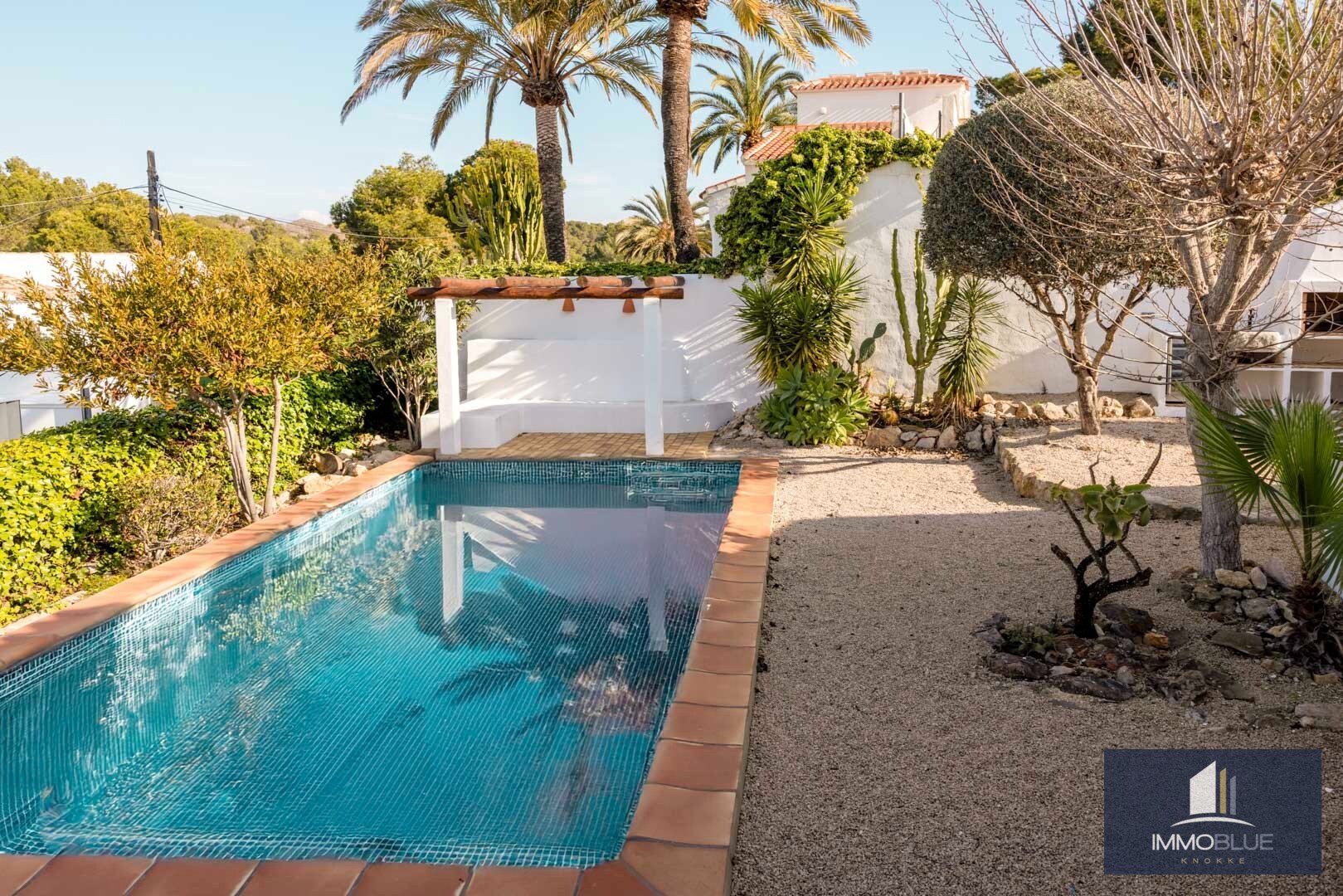 Gerenoveerde villa gelegen in een rustige urbanisatie Tosalet. 