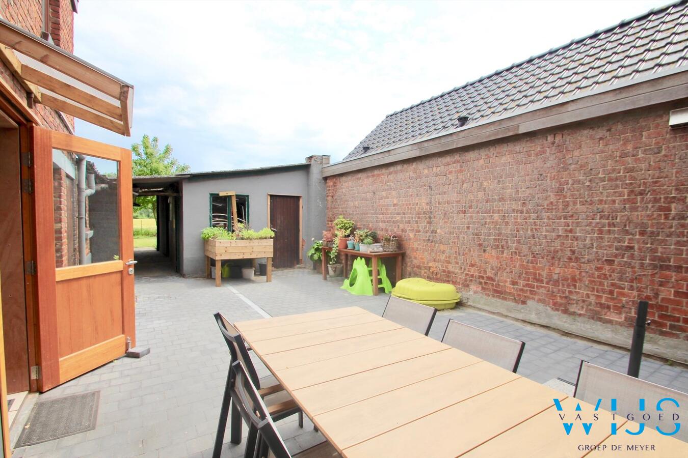 Tof volwaardig woonhuis op een mooi perceel in ERTVELDE RIEME ! 