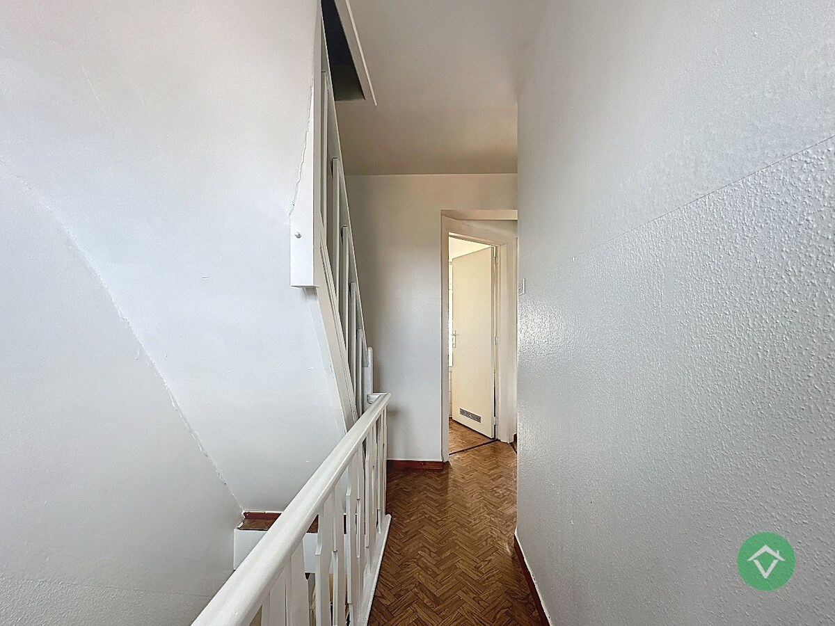 Gezinswoning met 3 slaapkamers en tuin op centrale ligging in Torhout 