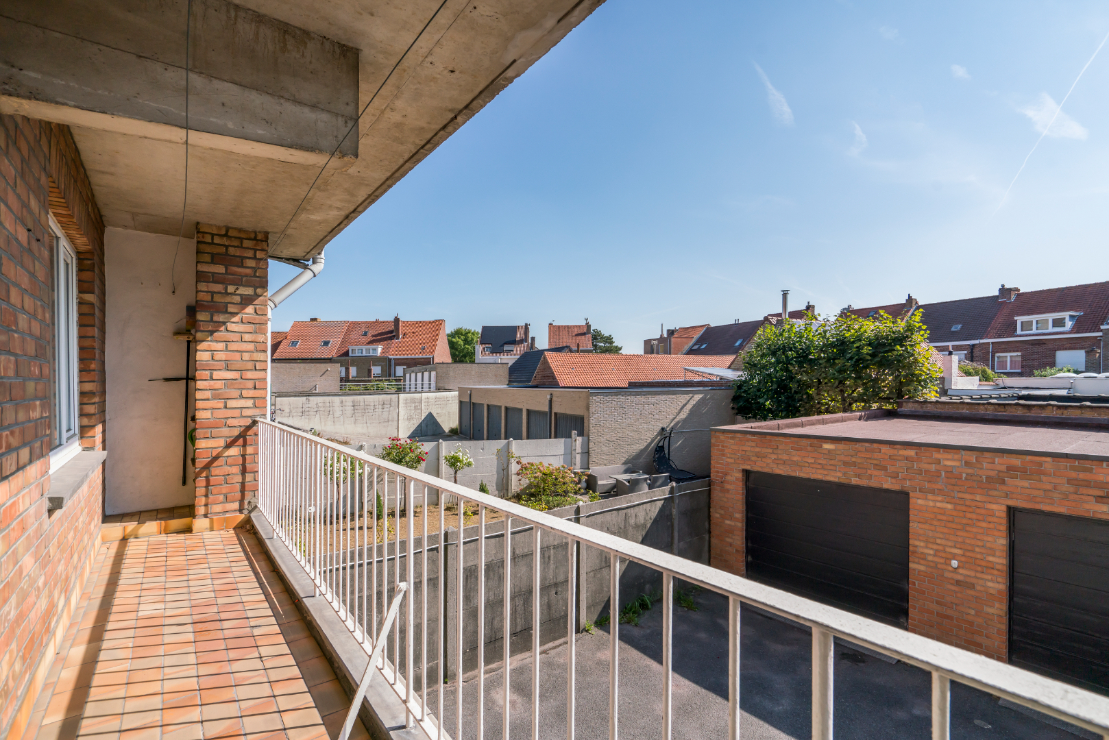 mooi onderhouden 2 slaapkamer appartement 