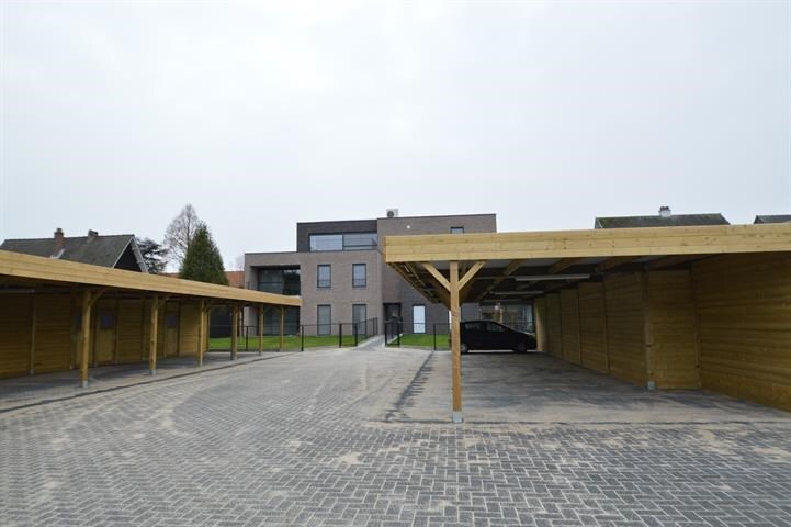 Verhuurd garage - Geel