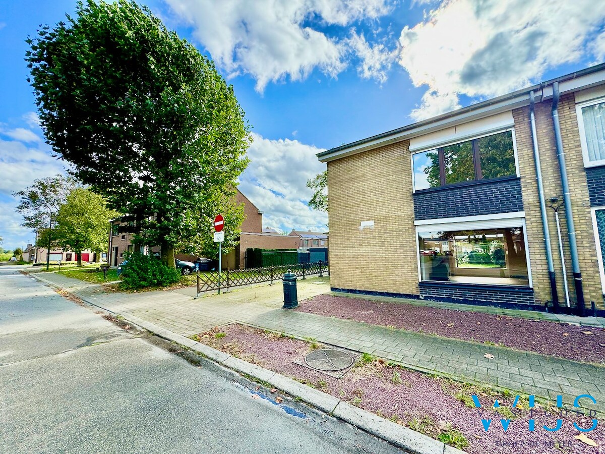 Goed gelegen woonhuis in het centrum van Ertvelde ! 