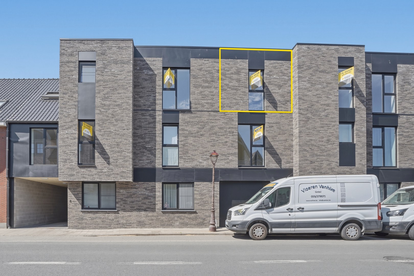 Nieuwbouwappartement met 1 slaapkamer en bovengrondse staanplaats te huur in Oudenburg! 